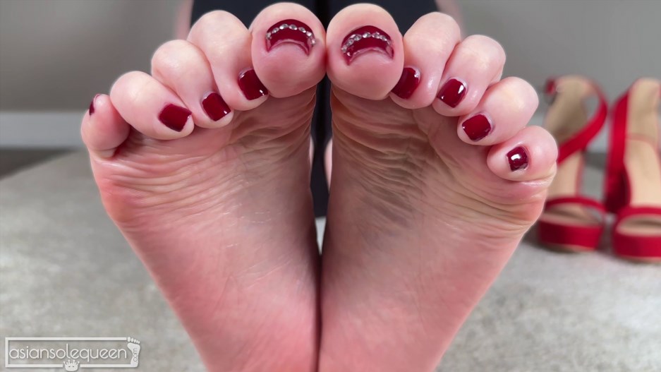 Asiansolequeen - Heels Tease and Soles JOI